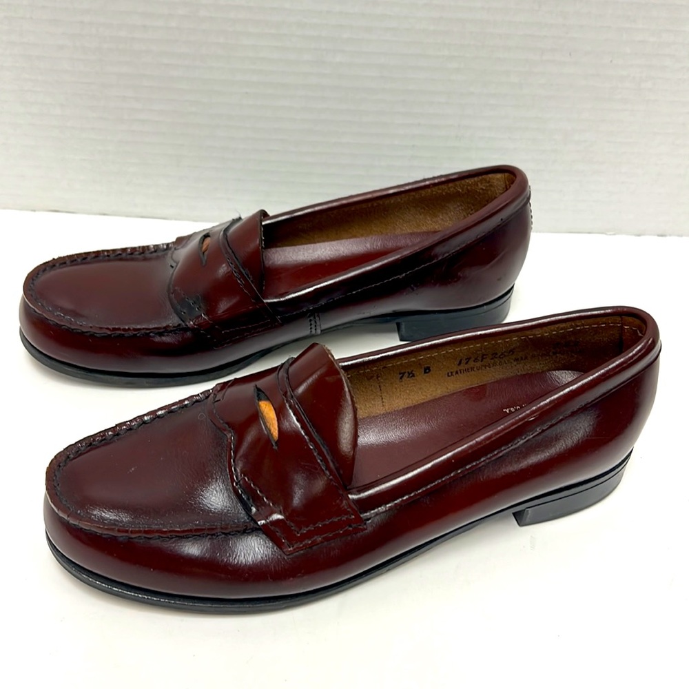 Bass Women’s Whitney Weejuns Loafers Size 7.5